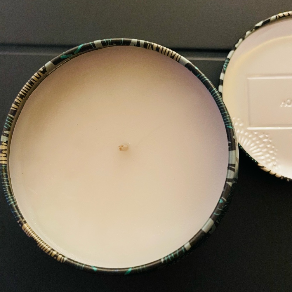 Voluspa Candle Lavender French Cade Wood 4oz